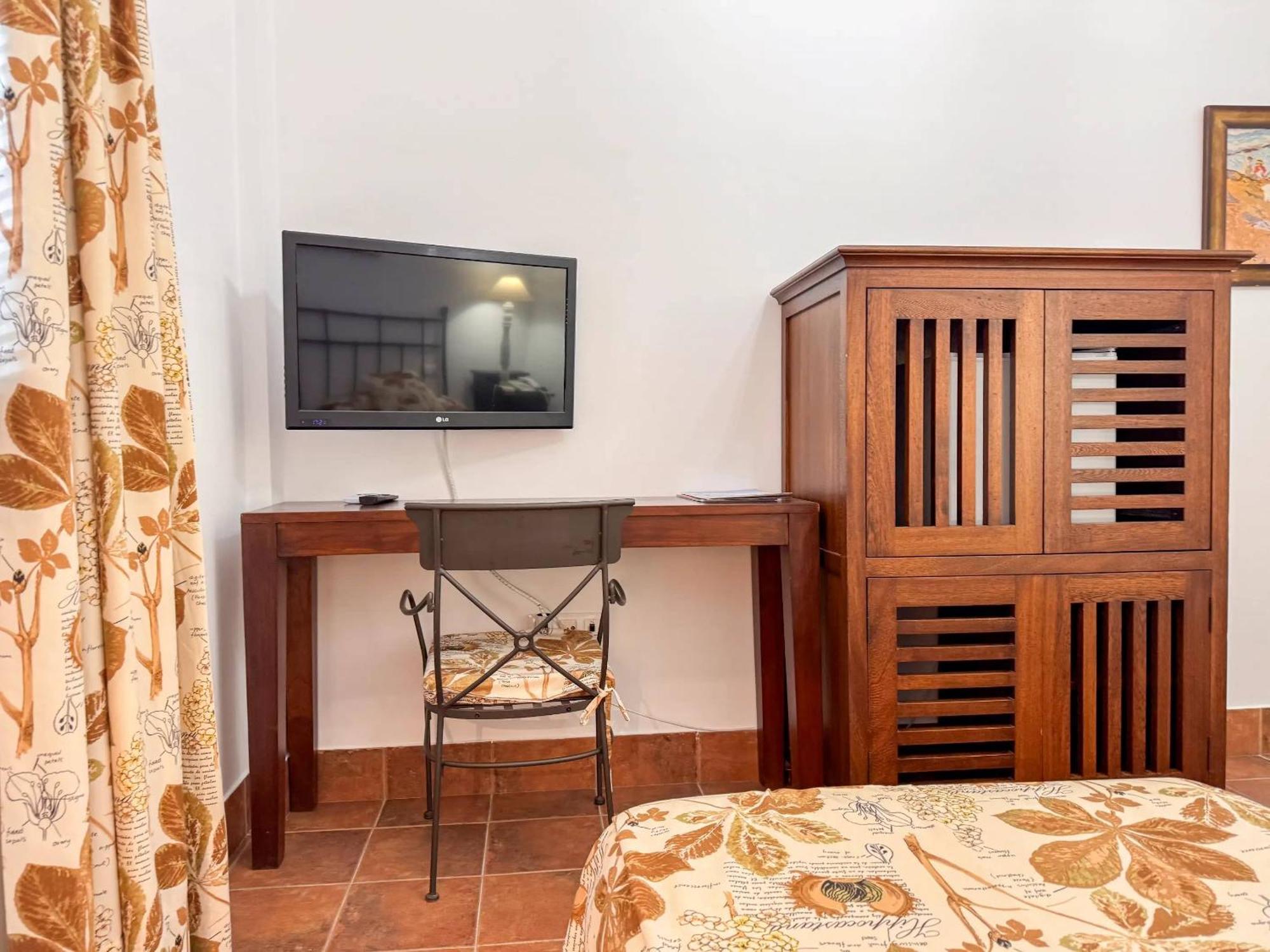 Hotel Valsequillo Lepe Bagian luar foto