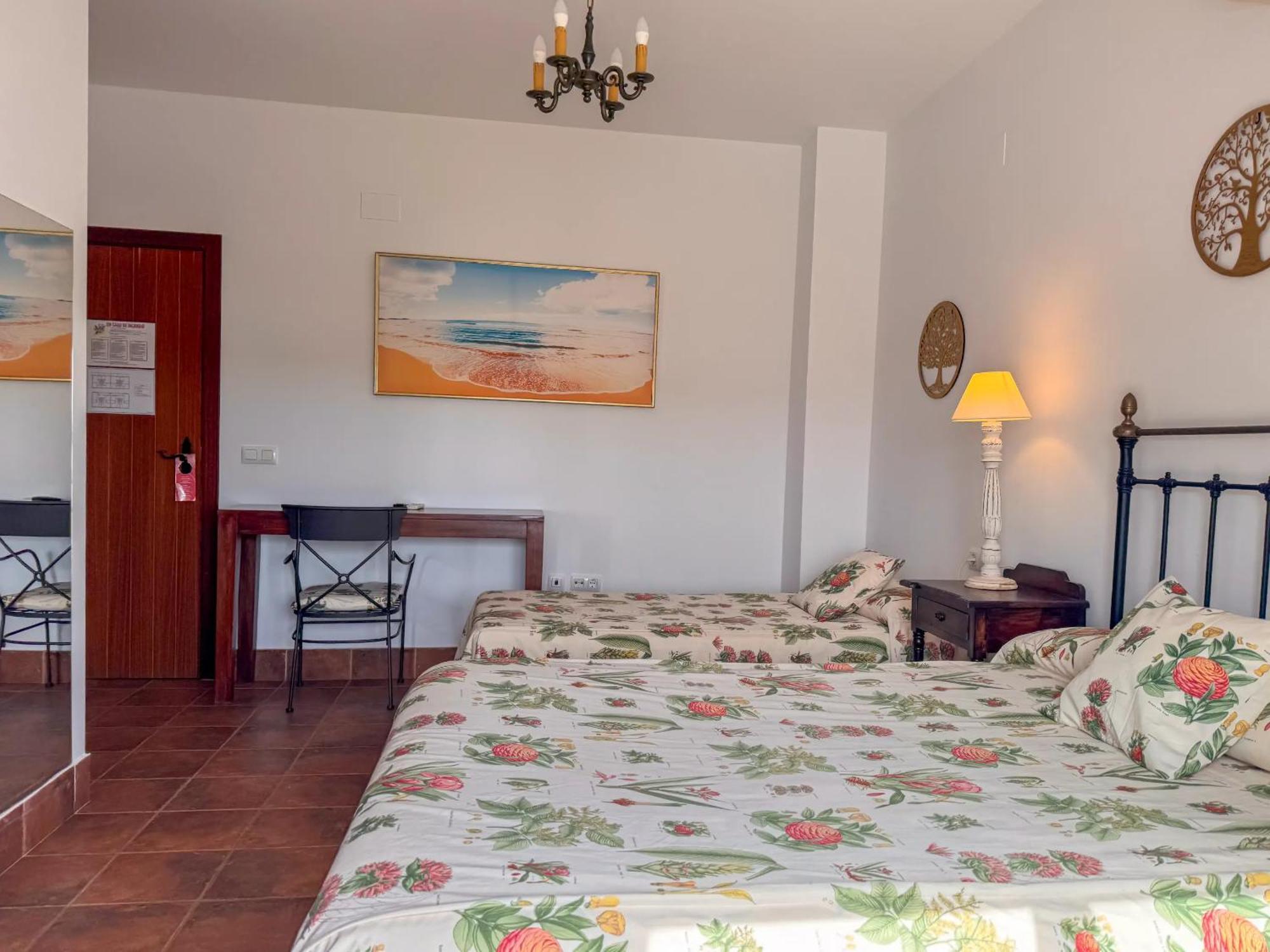 Hotel Valsequillo Lepe Bagian luar foto