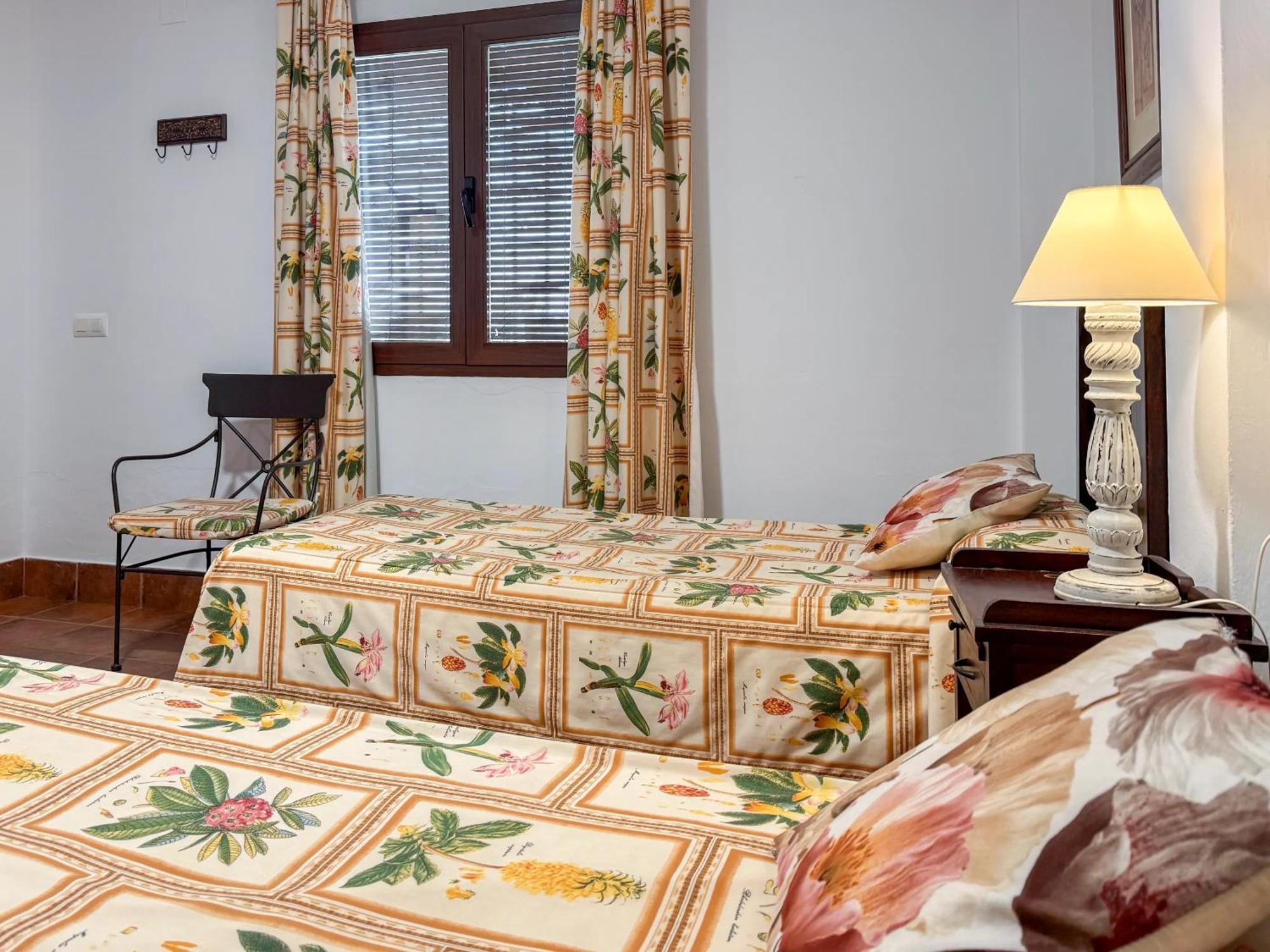 Hotel Valsequillo Lepe Bagian luar foto